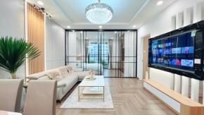 KABILUX HOUSE - 1-2-3 Bedrooms in Vinhomes Times City